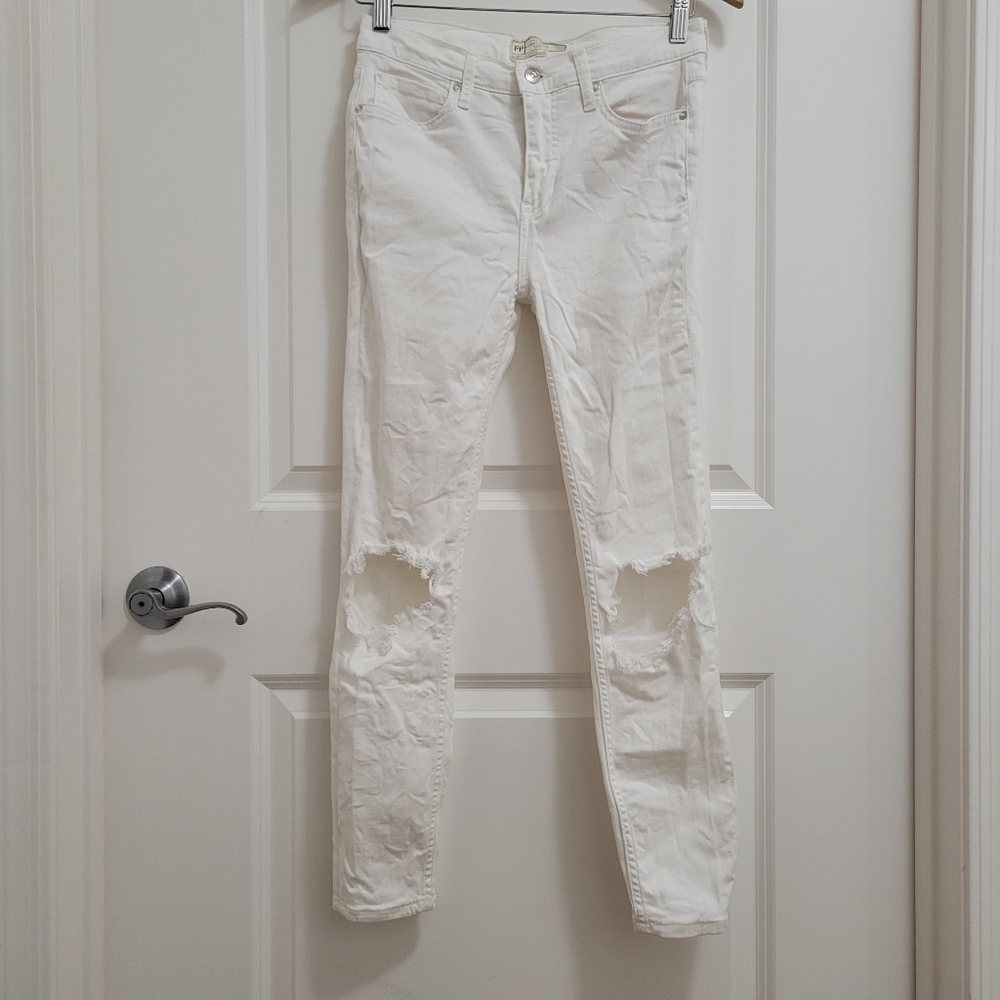 Free People High Waisted Distressed White Skinny Jeans Women Size 27